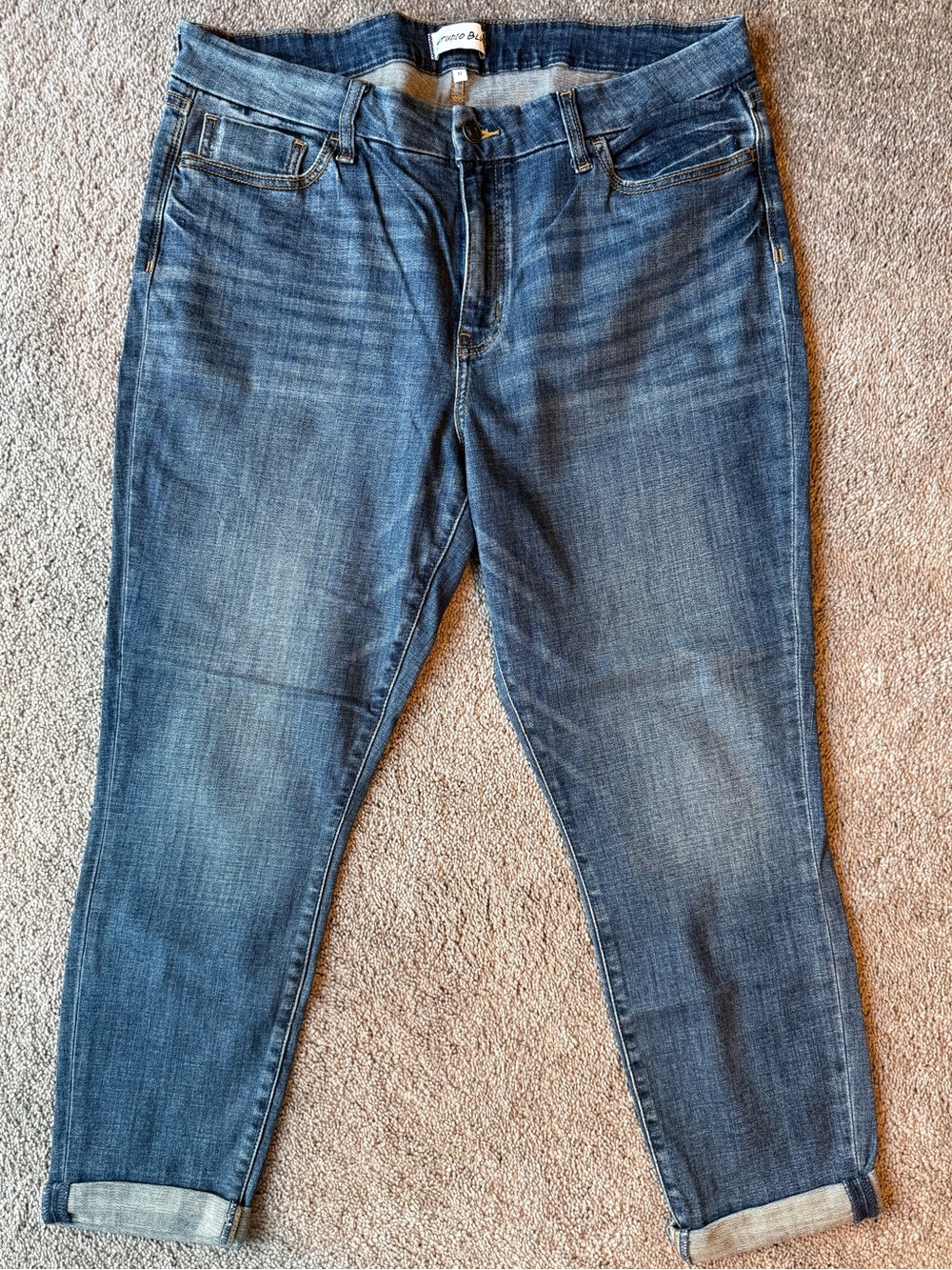 Studio Blue Cropped Jeans